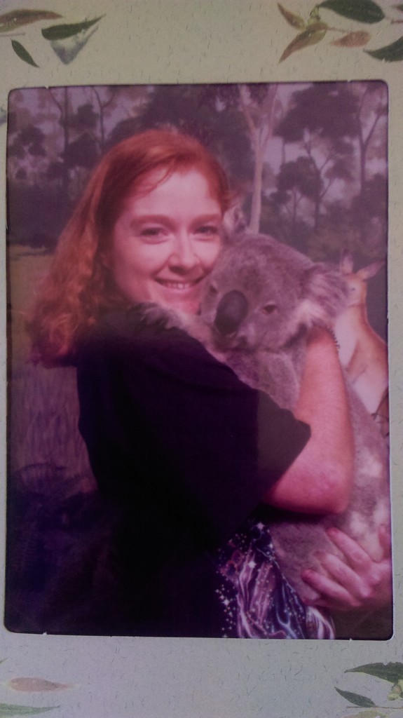 A Cuddle Koala by mozette