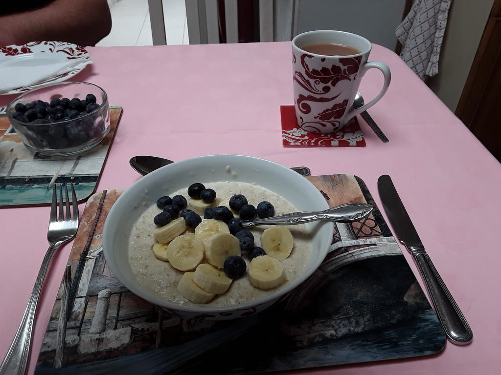 Breakfast by beryl