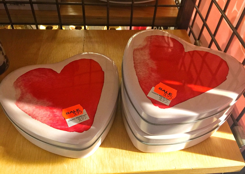 Sales on hearts.  by cocobella