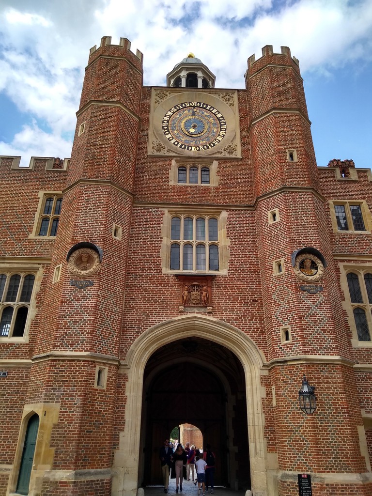 Hampton Court by clairemharvey