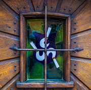 4th Sep 2018 - 221 - Window in wooden door