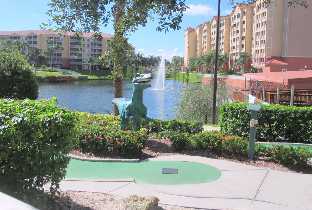 Mini Golf Course along the lake by bruni