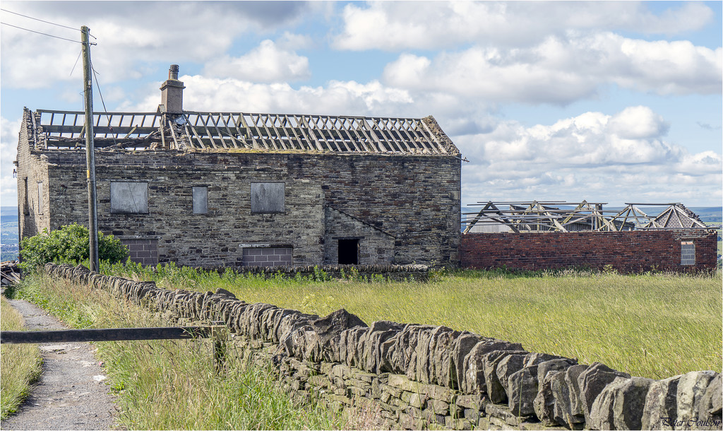 Derelict Farm Buildings by pcoulson
