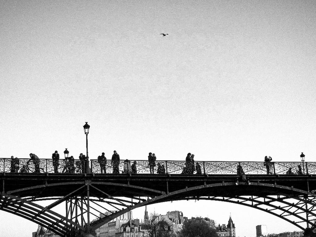 Sous les Ponts de Paris by cristinaledesma33