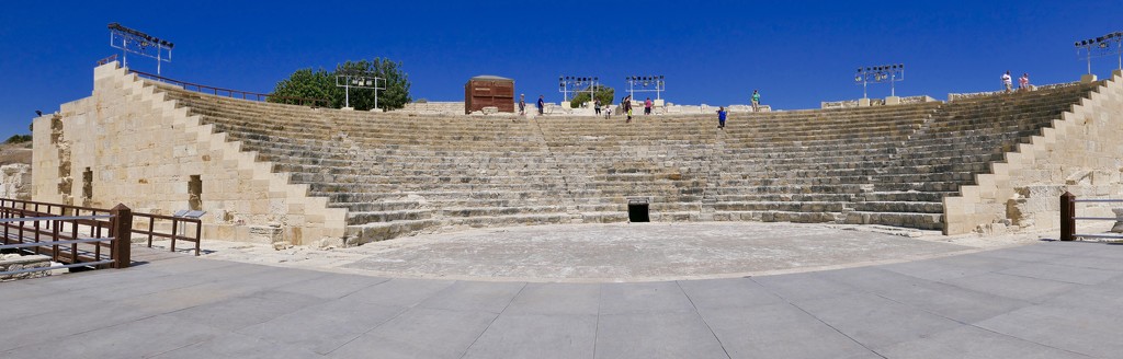 Kourion Amphitheatre by carole_sandford