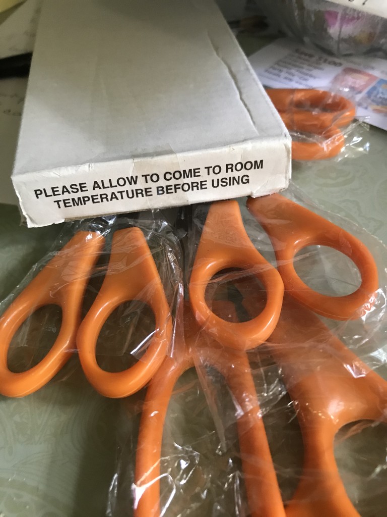 Important instructions for scissors by tatra