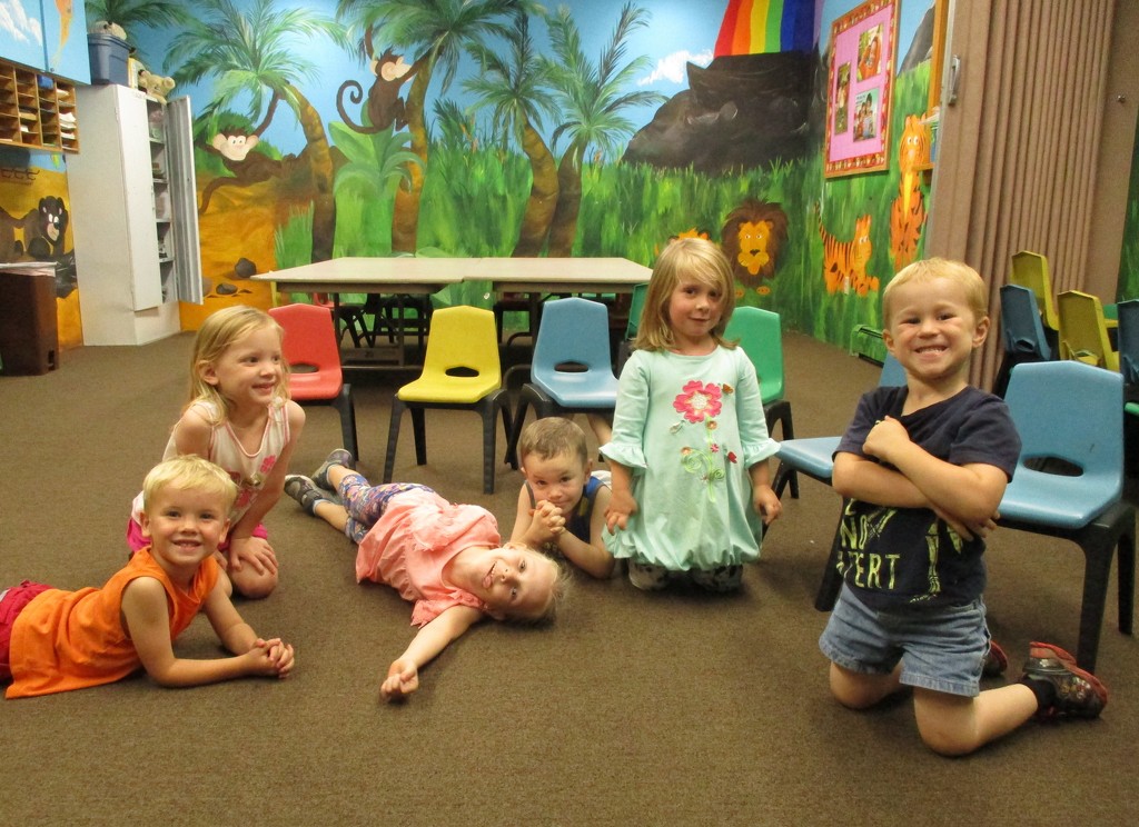 Super Cute Preschool Class by julie