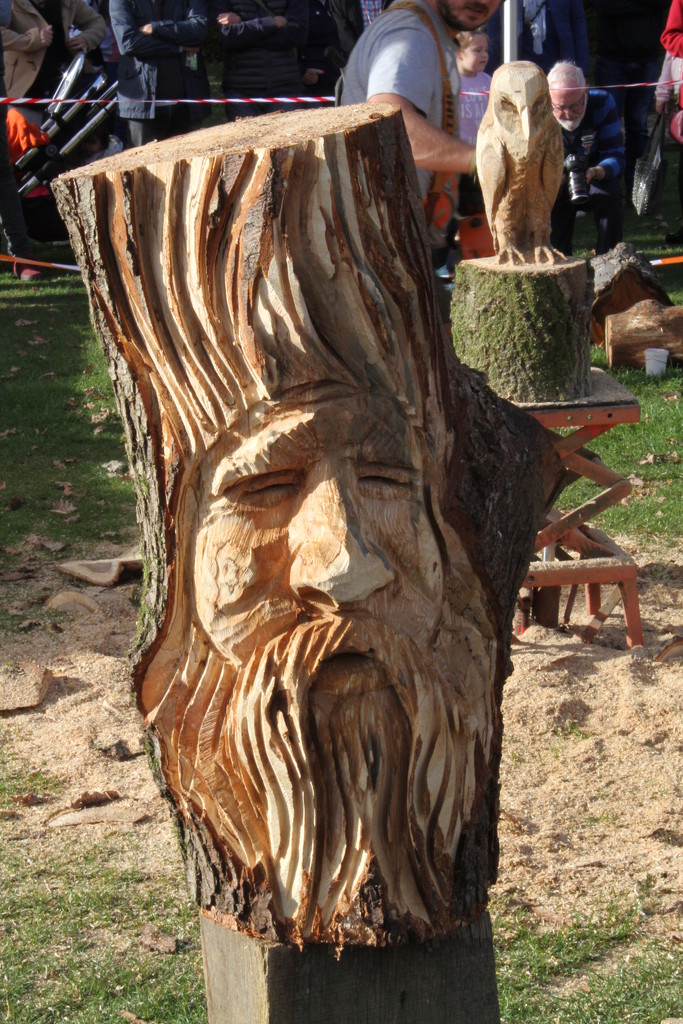 Spirit Man carved from oak by bagpuss