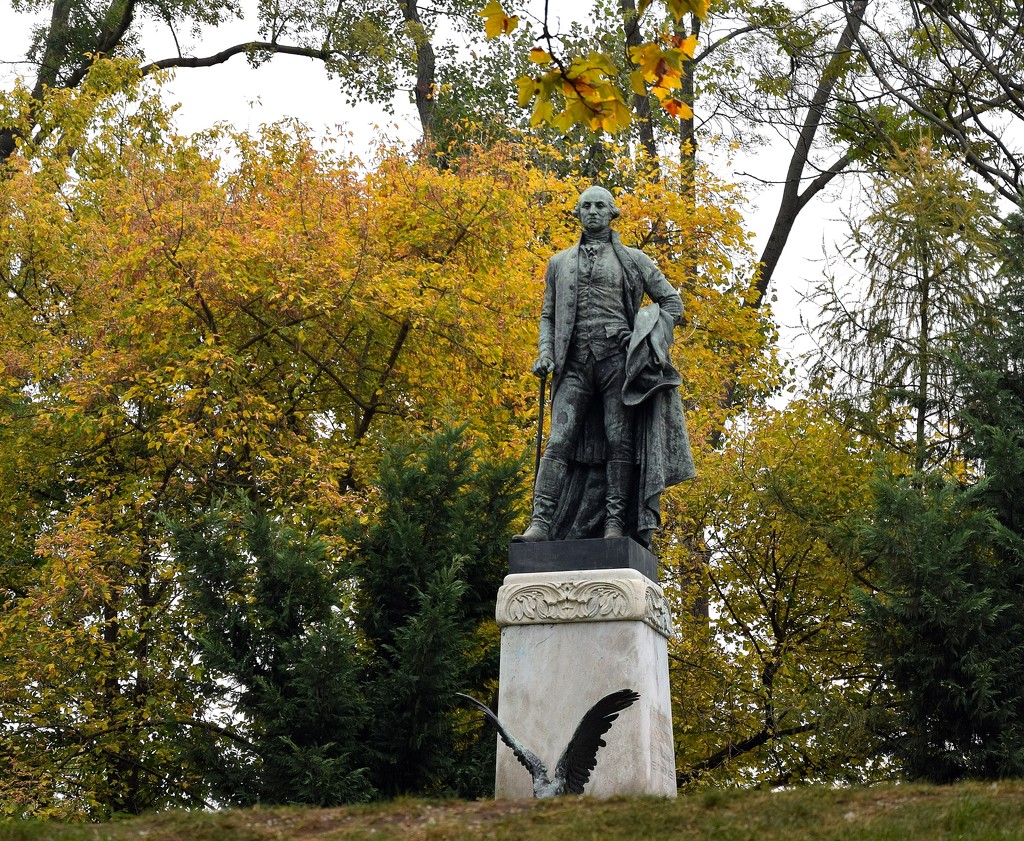 Statue of President George Washington by kork