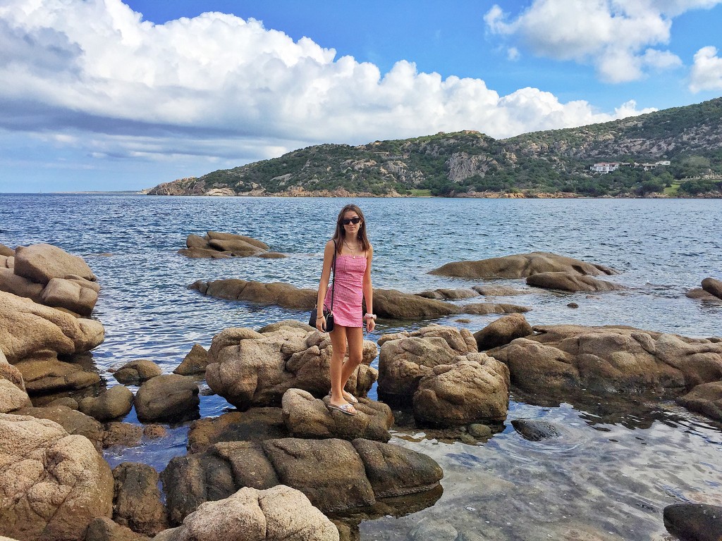  Alix between rocks and sea.  by cocobella