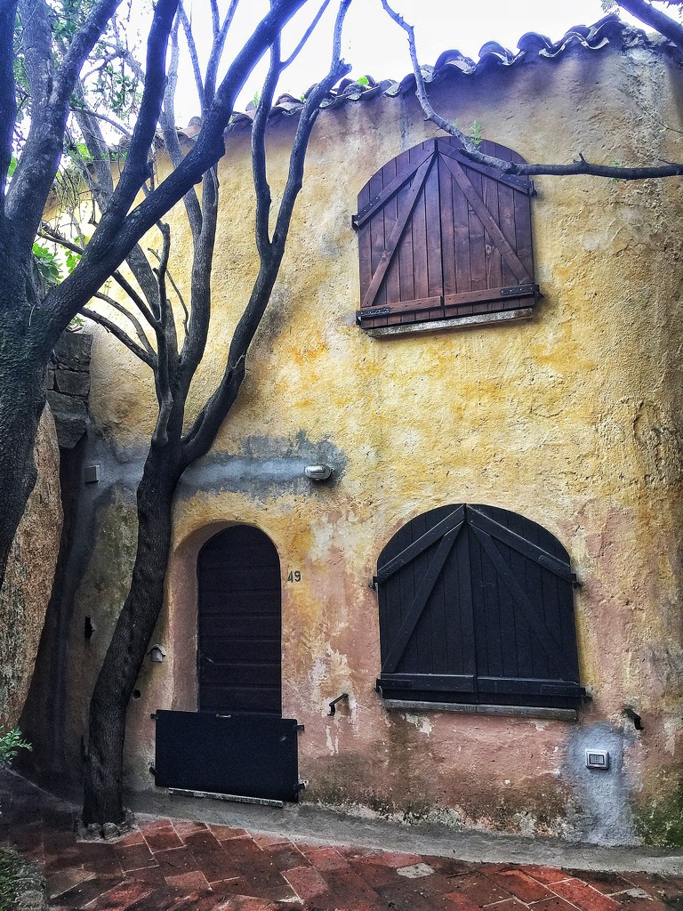 Porto Rafael little house.  by cocobella