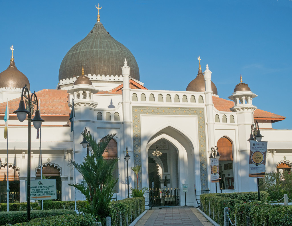 Kapitan Kelling Mosque by ianjb21
