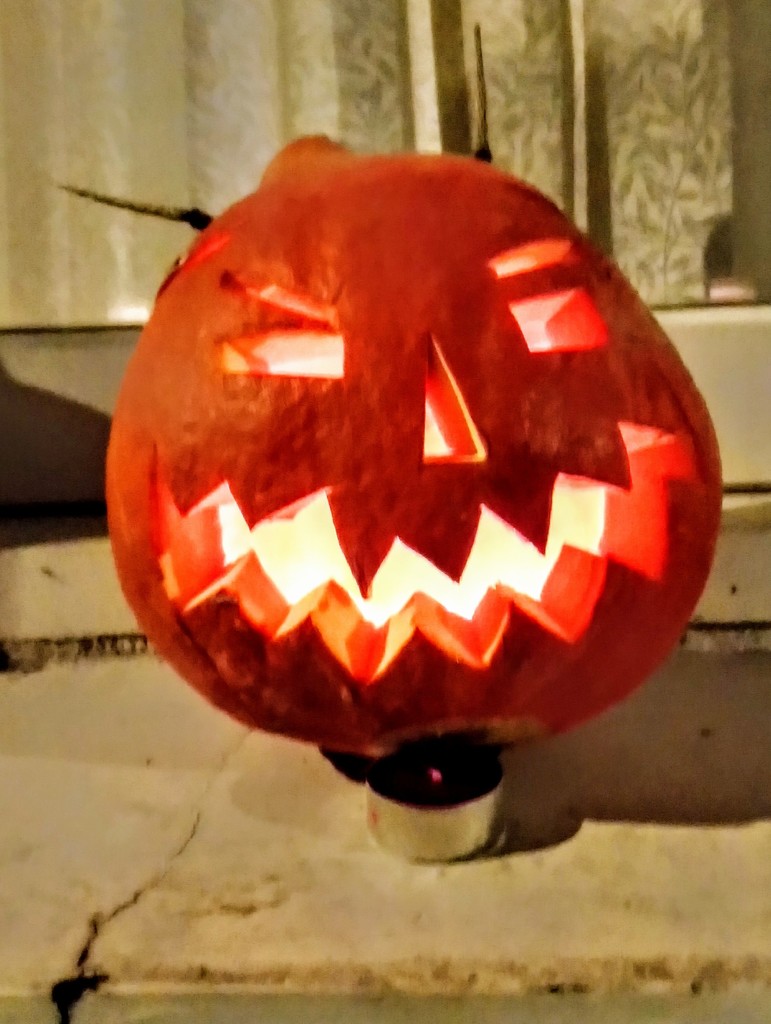 Halloween pumpkin by boxplayer
