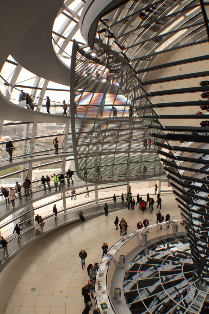 The Bundestag building, Berlin by busylady