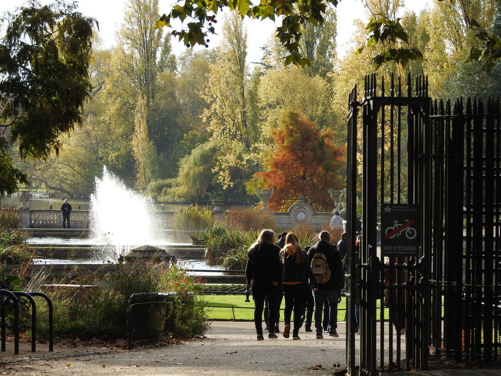 Kensington Gardens by oldjosh
