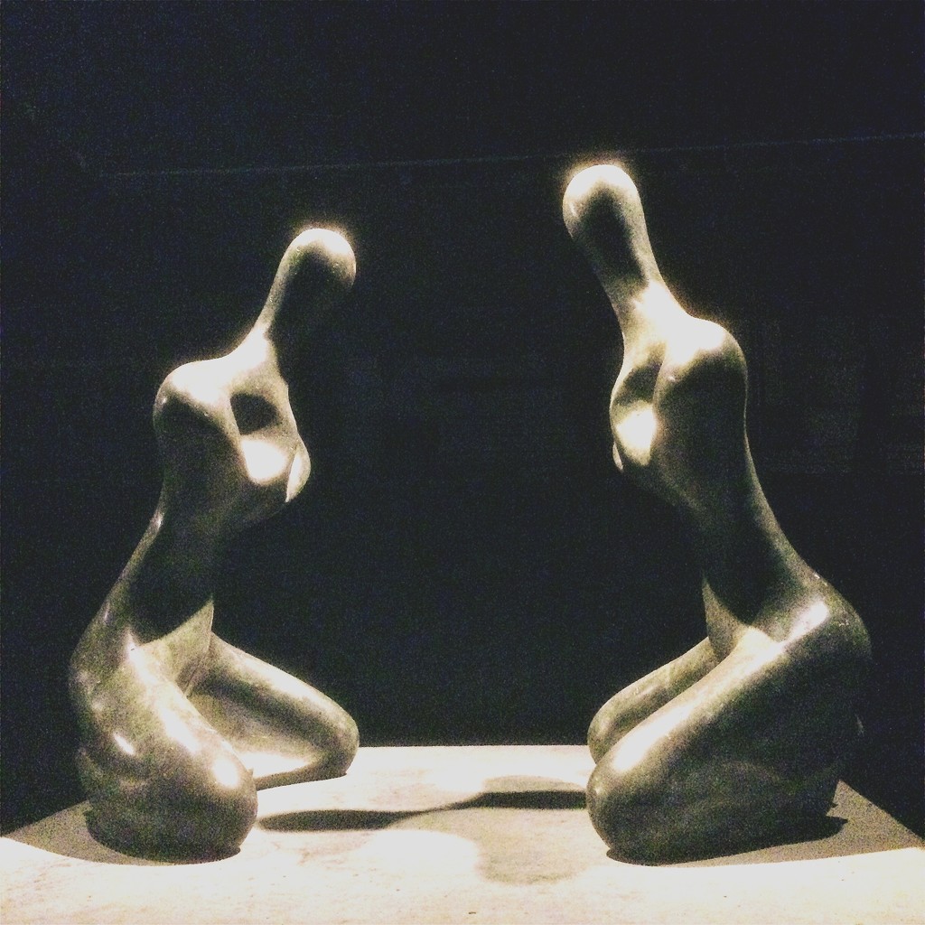 Two kneeling figures, 1975 by mastermek