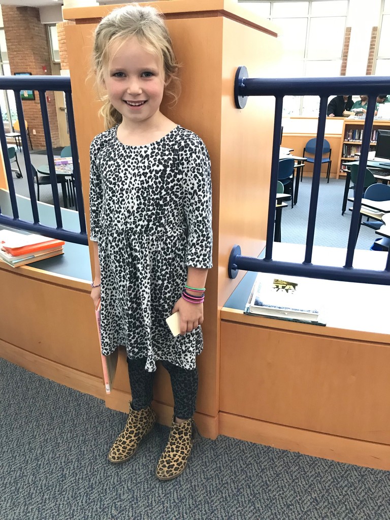 Cheetah in the Library! by allie912