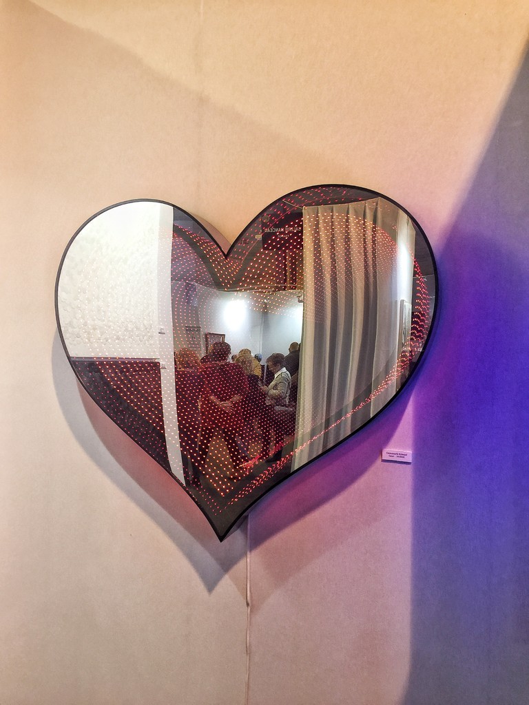 Heart mirror.  by cocobella