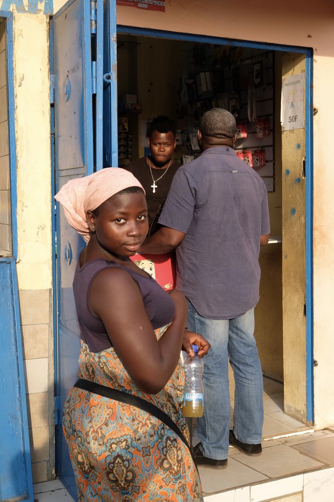 Libreville shy girl by vincent24