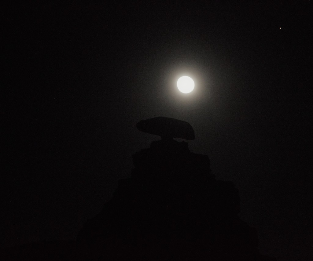 Moon Rise Over Mexican Hat, UT. by bigdad