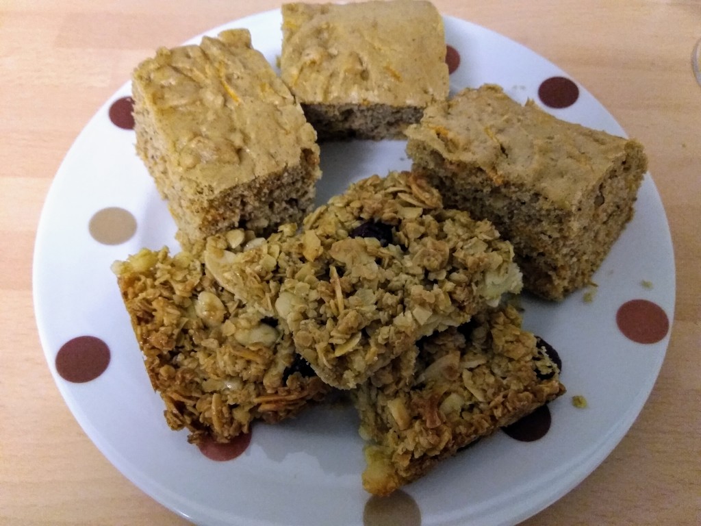 Flapjacks and carrot cake by cpw