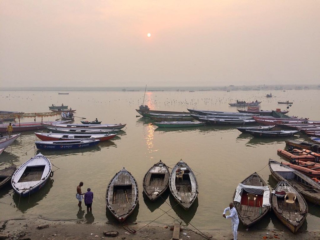 Dawn on the Ganges by peterdegraaff