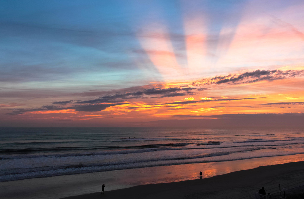 Sunrise at Daytona Beach by mittens
