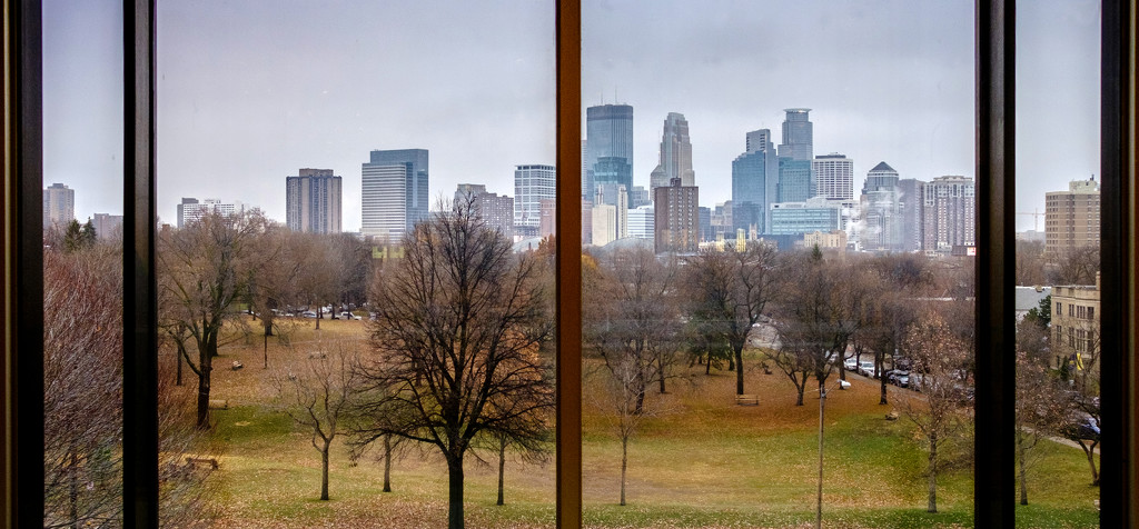 Minneapolis Skyline ii by tosee