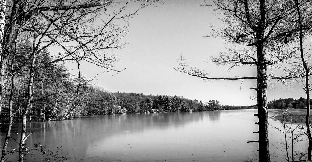 Lake Estes bw by joansmor