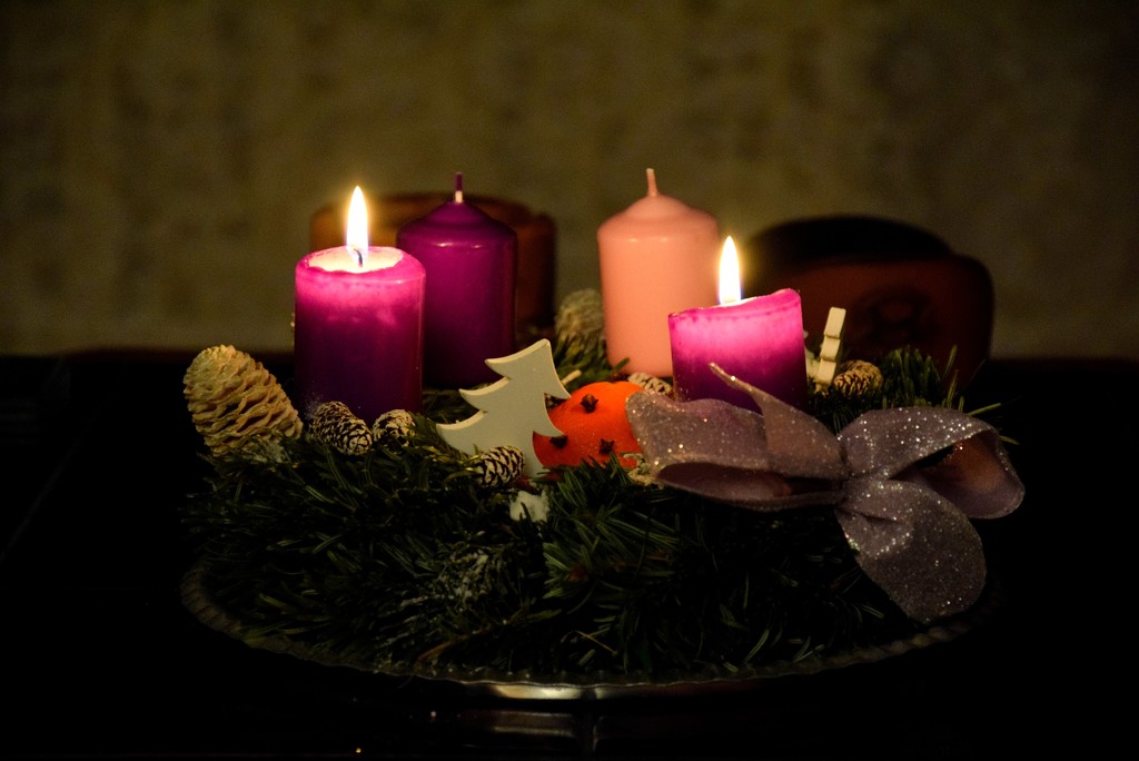 Second Advent candle by kork