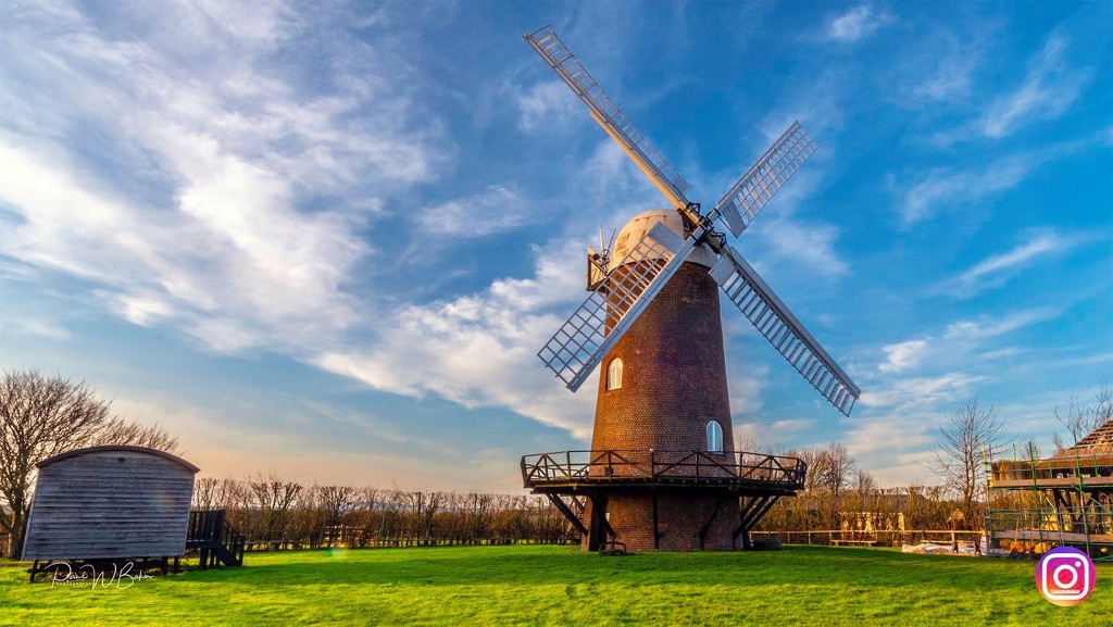 Wilton Windmill by paulwbaker