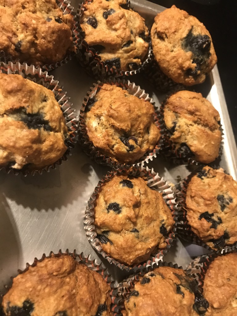 vegan blueberry  banana muffins  by annymalla