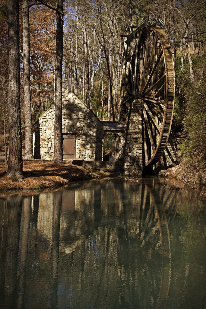 LHG_2966 Old Mill by rontu