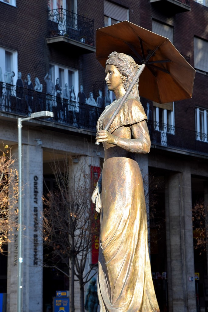 Statue of Sissi (Queen Elizabeth) by kork