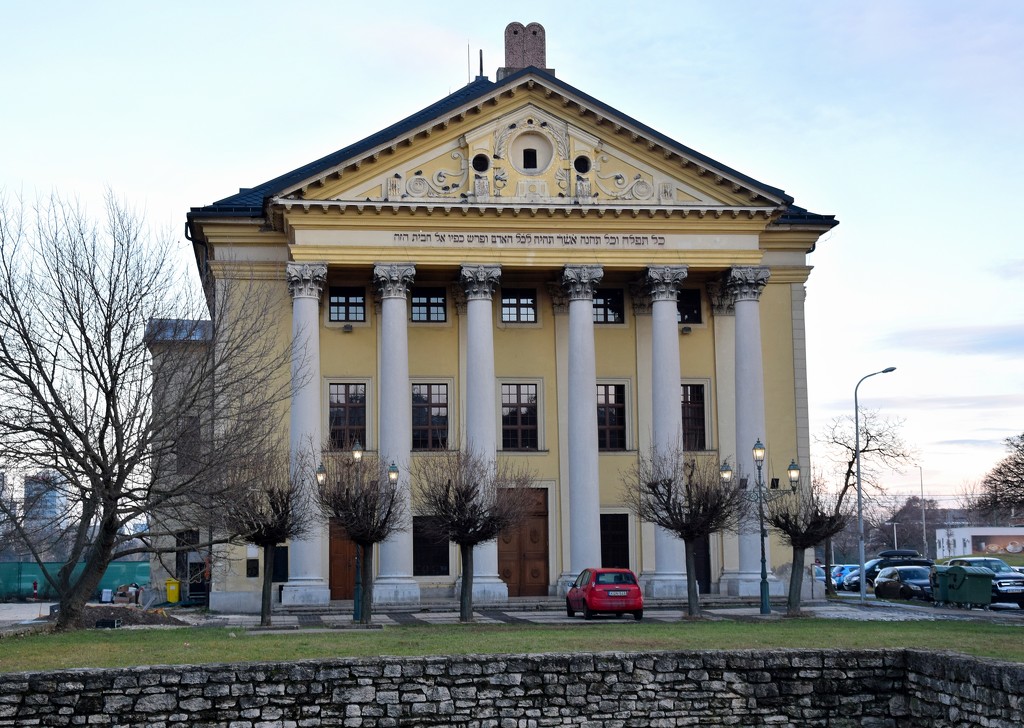 Synagogue by kork