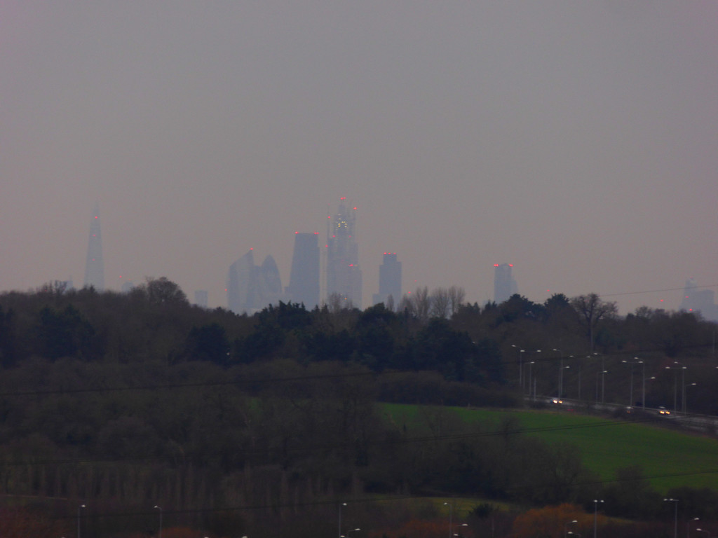 London Skyline by shannejw