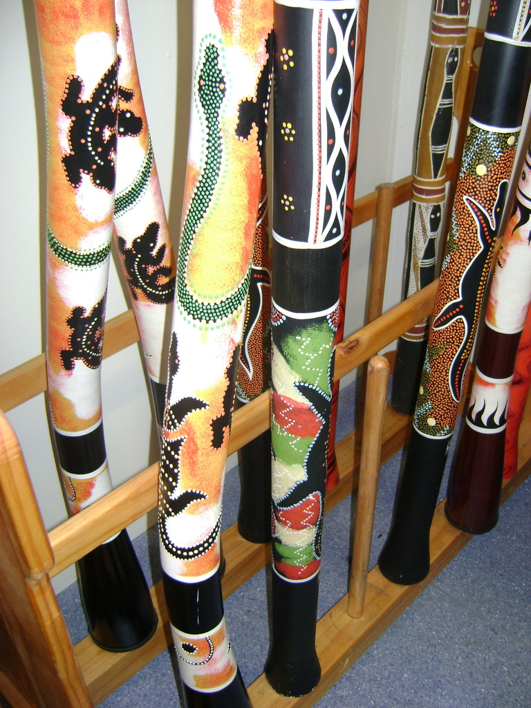 Intricate didgeridoo patterns by marguerita