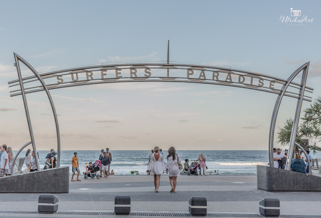 surfers paradise by ulla