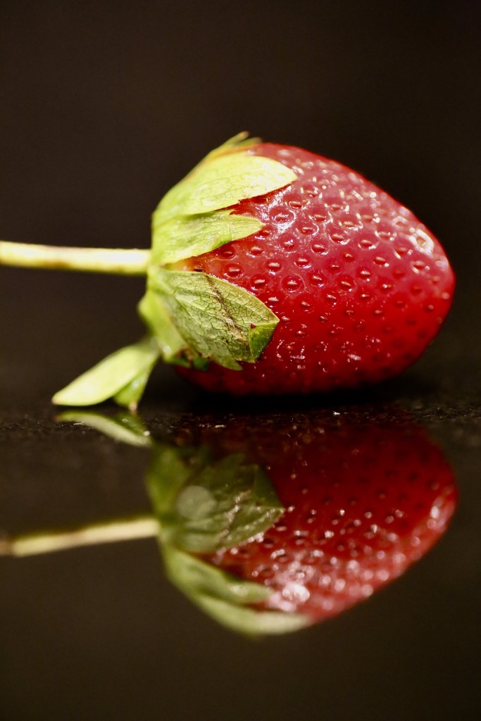 Erdbeere by phil_sandford
