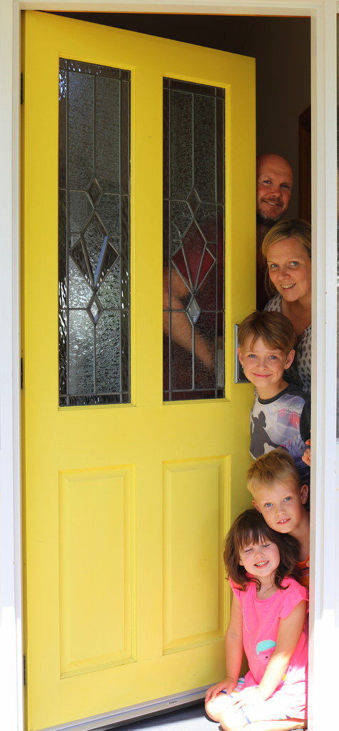 Who's behind the yellow door? by gilbertwood