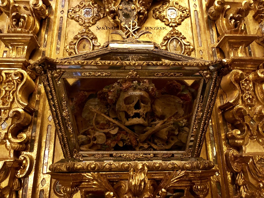 Basílica San Juan de Dios  by brigette