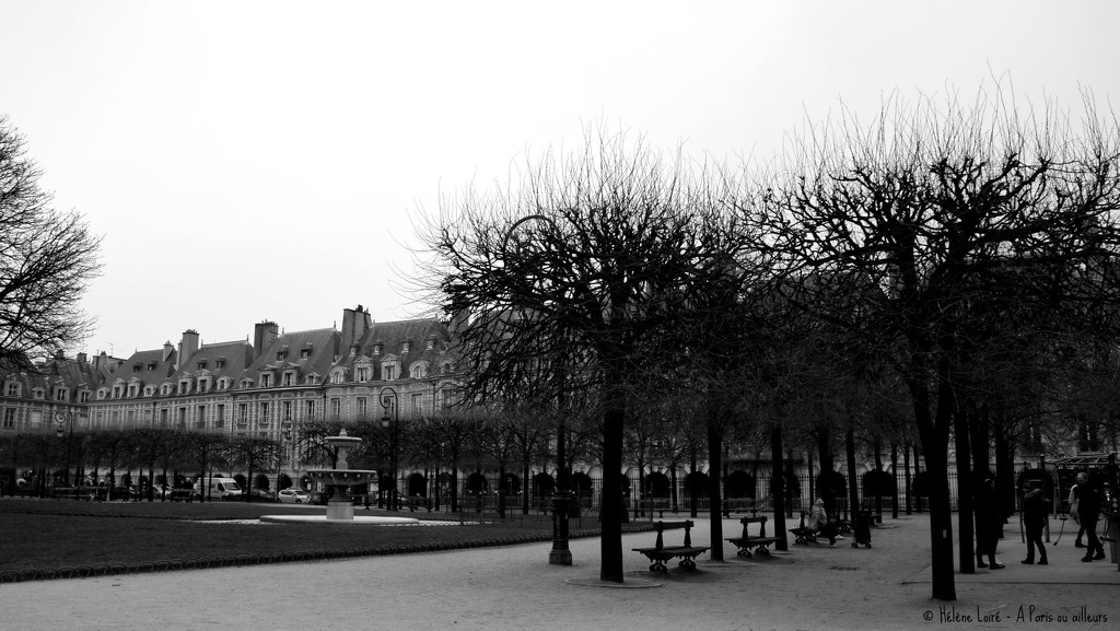 square Louis XIII by parisouailleurs