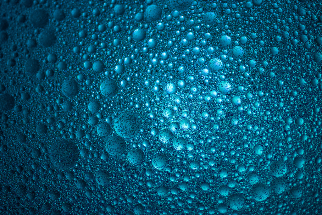 Blue Bubbles by dianen