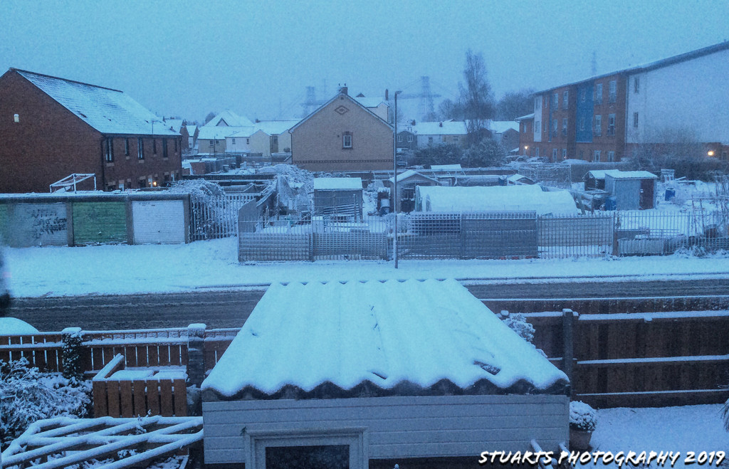 Snow is falling by stuart46