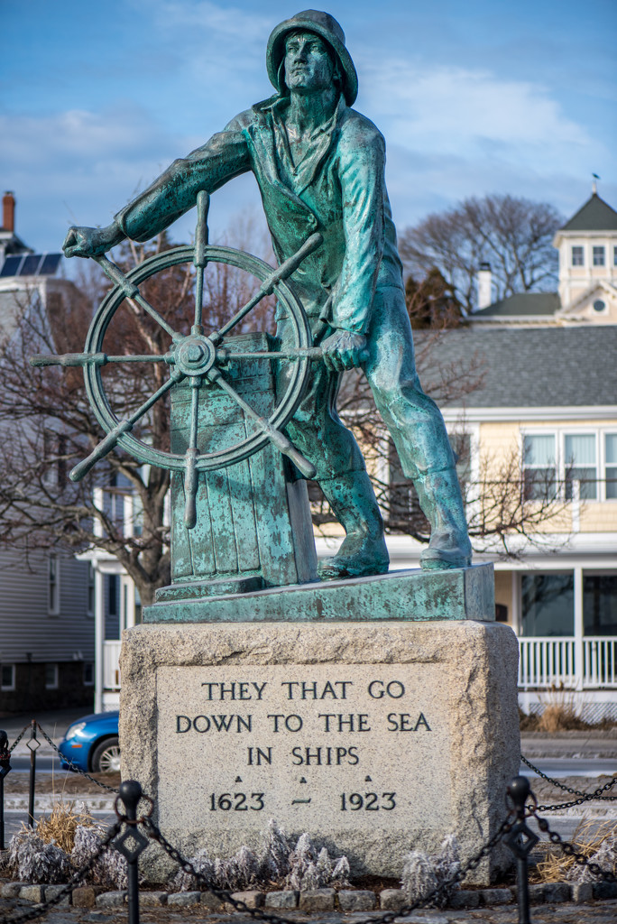 The Gloucester Fisherman Memorial by dianen