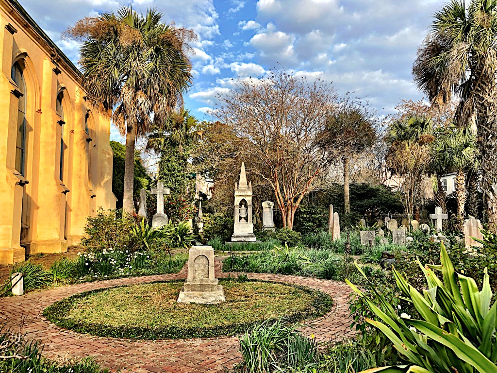 Old Unitarian Church cemetery in Charleston  by congaree