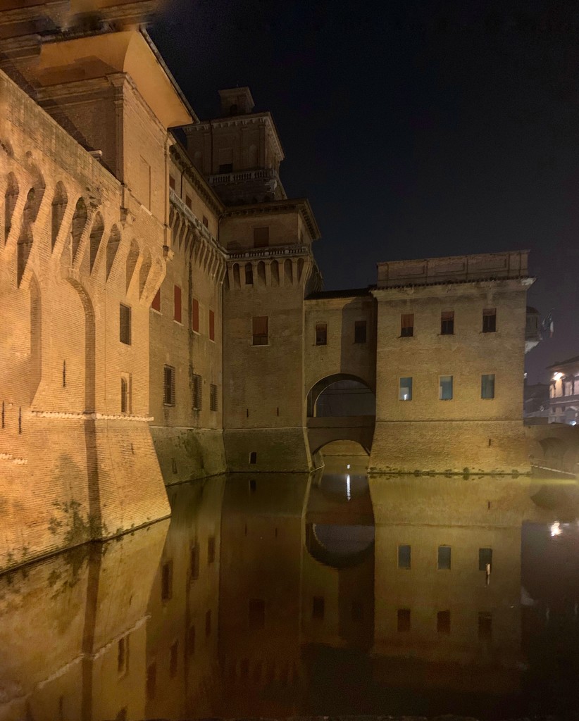 The castle mirroring itself in the moat by caterina