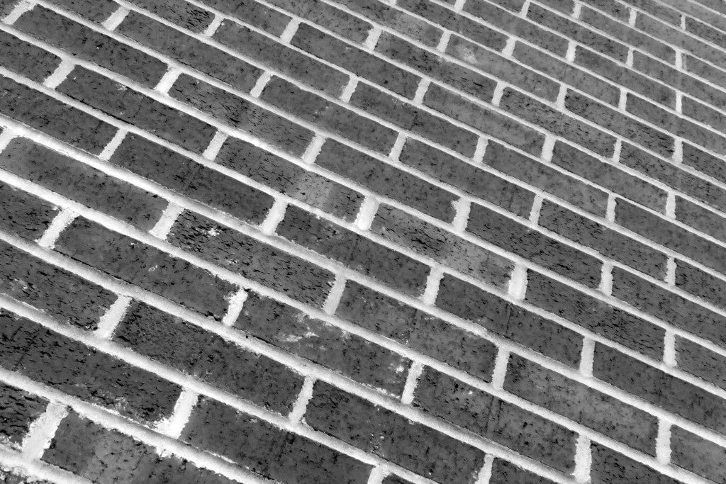 Brick By Brick by linnypinny