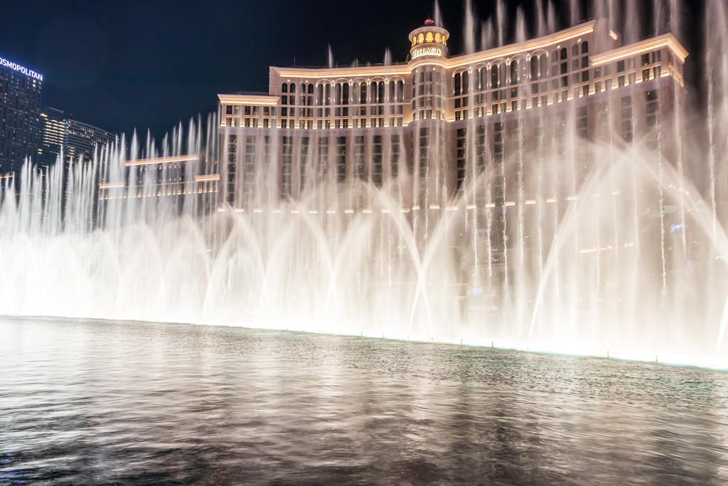 Bellagio Fountain by swchappell