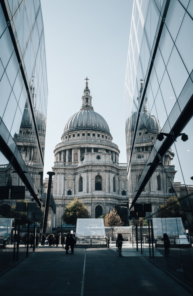 St Pauls  by brigette